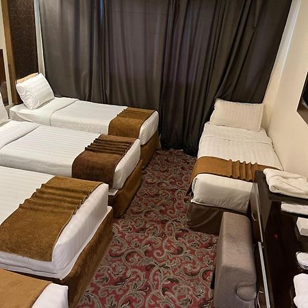 Sky View Hotel, Madinah Medyna Zewnętrze zdjęcie