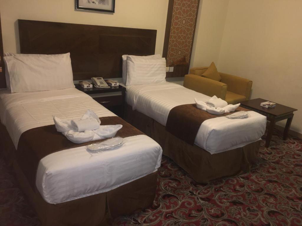 Sky View Hotel, Madinah Medyna Zewnętrze zdjęcie