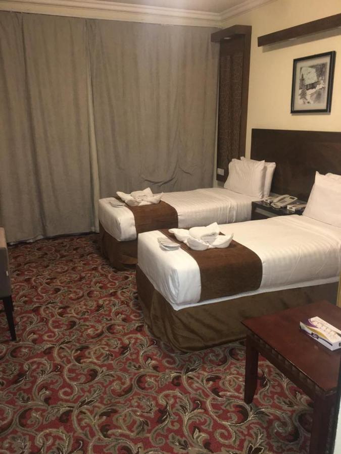 Sky View Hotel, Madinah Medyna Zewnętrze zdjęcie