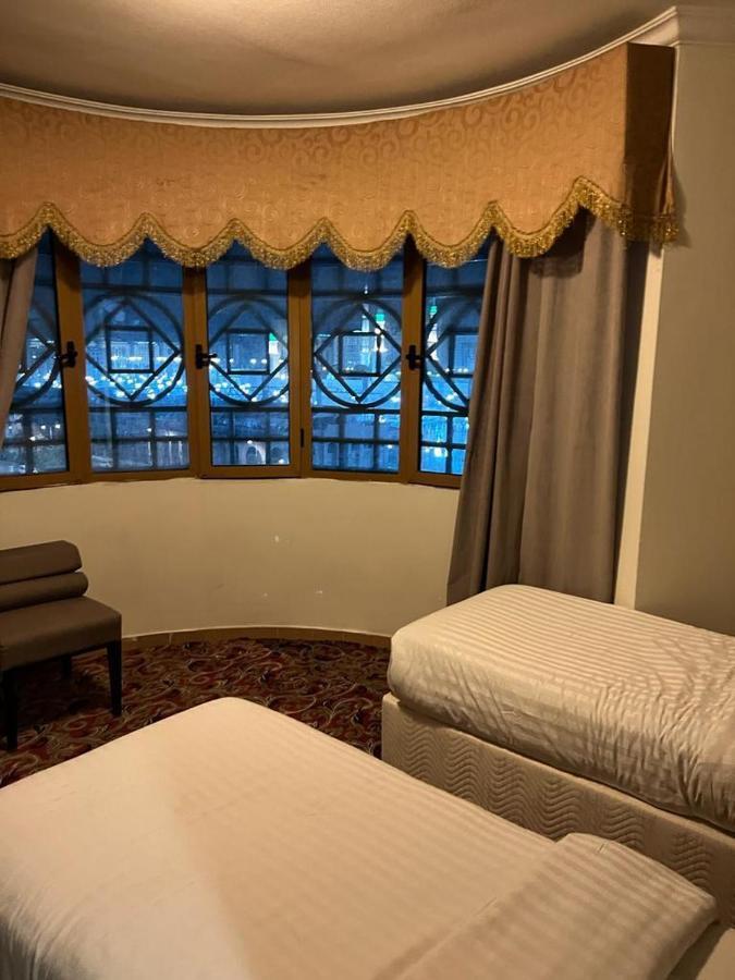 Sky View Hotel, Madinah Medyna Zewnętrze zdjęcie