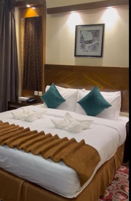 Sky View Hotel, Madinah Medyna Zewnętrze zdjęcie