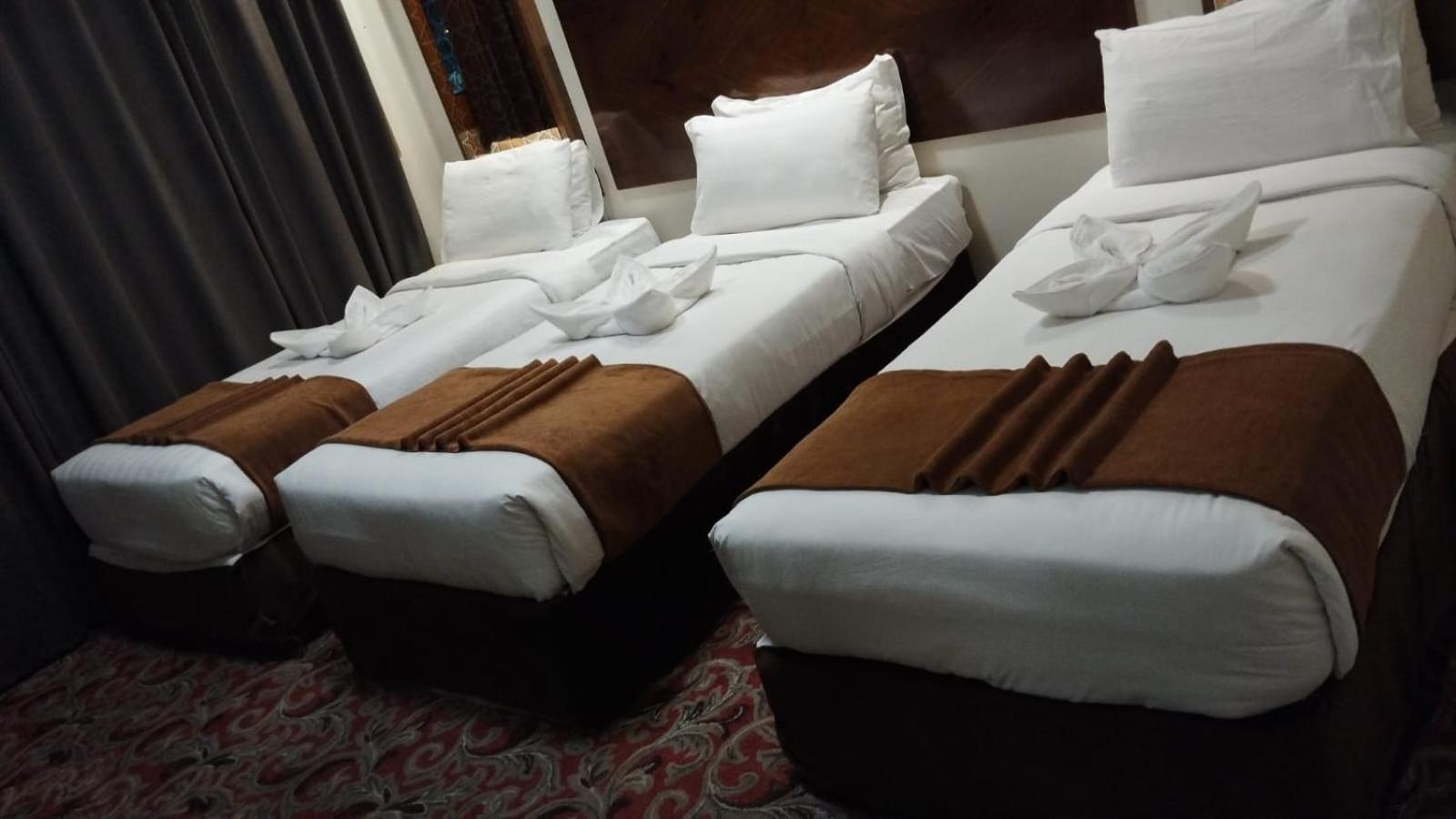 Sky View Hotel, Madinah Medyna Zewnętrze zdjęcie