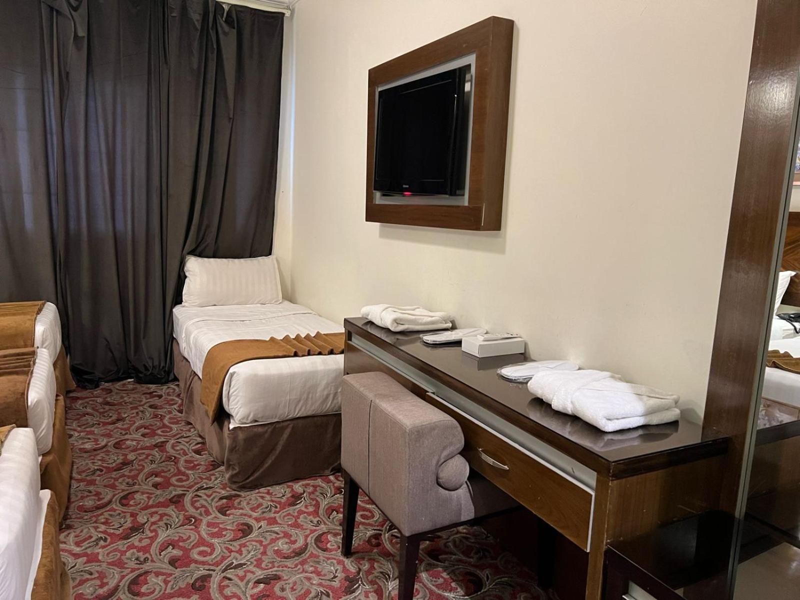 Sky View Hotel, Madinah Medyna Zewnętrze zdjęcie